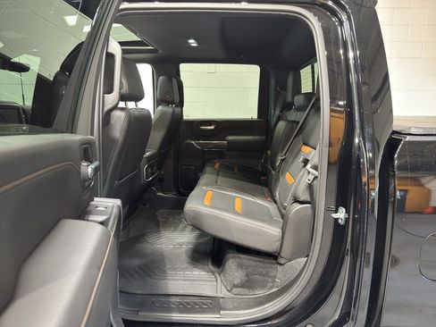 Used 2020 GMC Sierra 2500 AT4 w/ AT4 Premium Package image 14