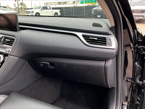 Used 2023 Genesis G70 2.0T RWD image 19