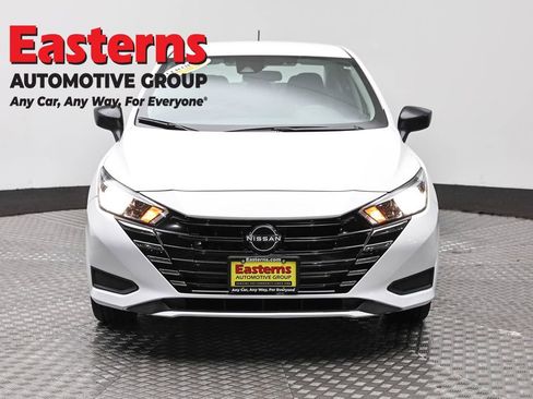Used 2024 Nissan Versa S w/ S Plus Package FWD image 2