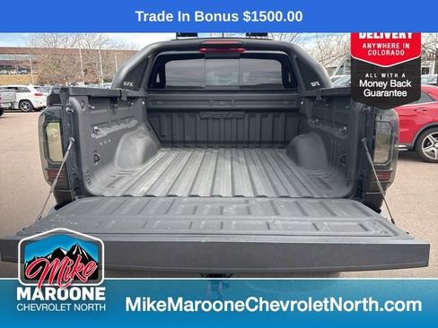 Used 2021 Chevrolet Colorado ZR2 w/ ZR2 Midnight Special Edition image 7