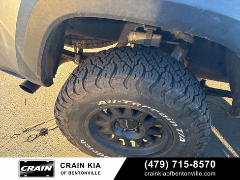 Used 2021 Toyota Tacoma TRD Off-Road image 16