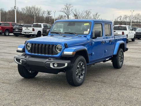New 2026 Jeep Gladiator Sport AWD/4WD image 6