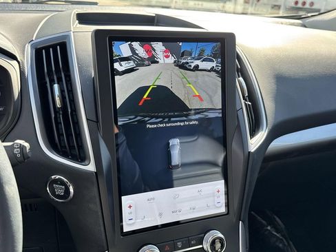 Used 2024 Ford Edge SEL w/ Convenience Package image 31