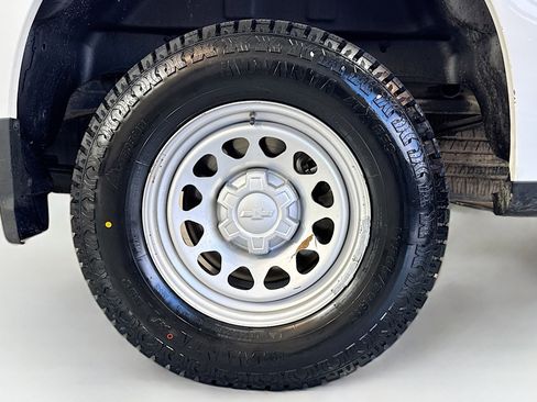 Used 2023 Chevrolet Silverado 1500 W/T w/ WT Value Package image 29