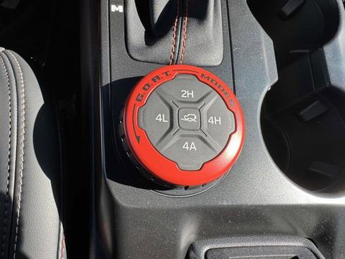 New 2025 Ford Bronco Raptor image 32