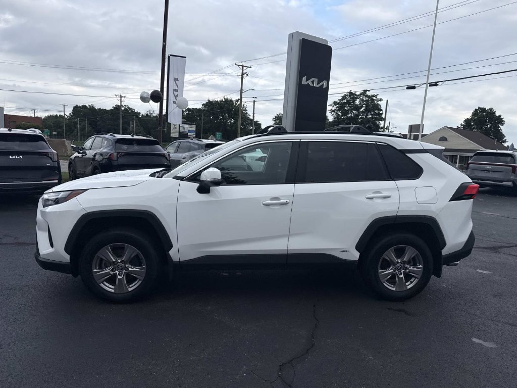 Used 2024 Toyota RAV4 XLE w/ Convenience Package AWD/4WD image 2