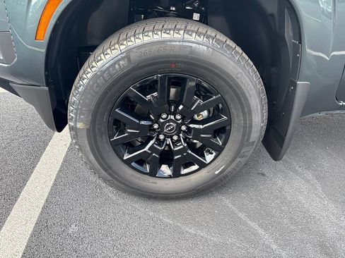 New 2027 Nissan Frontier SV w/ All-Weather Content Package AWD/4WD image 9