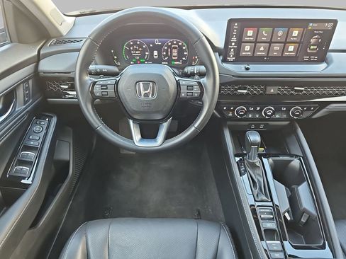Used 2023 Honda Accord Touring image 19