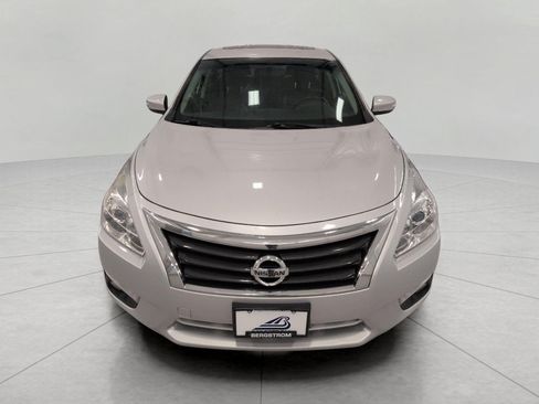 Used 2014 Nissan Altima 2.5 SL w/ Technology Package FWD image 12