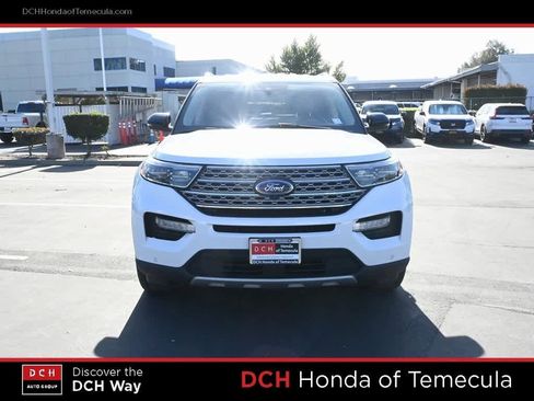 Used 2021 Ford Explorer Limited w/ Equipment Group 301A image 2