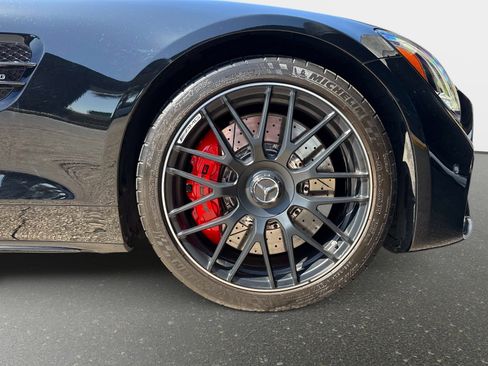 Used 2021 Mercedes-Benz AMG GT Roadster image 27