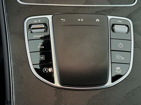 Used 2022 Mercedes-Benz GLC 300 GLC 300 w/ Premium Package Lite image 25