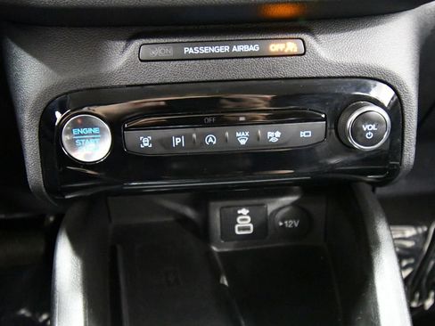 Used 2024 Ford Escape Platinum AWD/4WD image 25