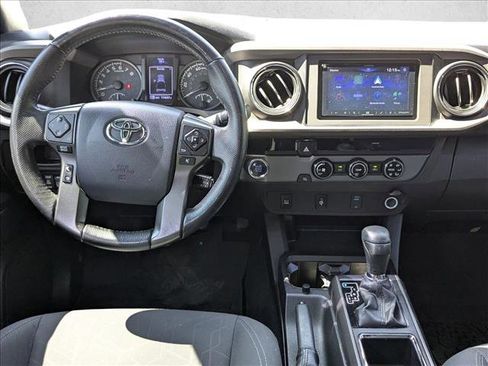 Used 2017 Toyota Tacoma TRD Off-Road w/ Tow Package image 16