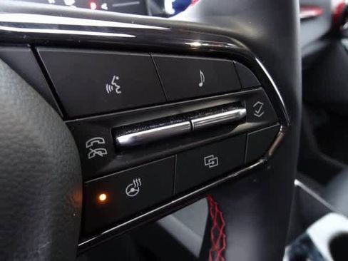 Used 2025 Chevrolet Equinox RS w/ Safety and Technology Package image 15