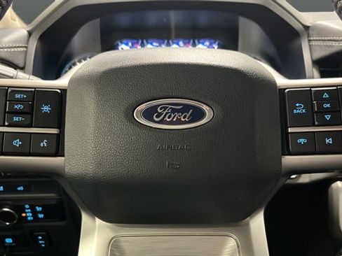 Used 2024 Ford Expedition Max XLT AWD/4WD image 16