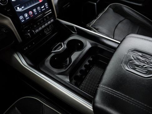 Used 2019 RAM 3500 Laramie AWD/4WD image 26