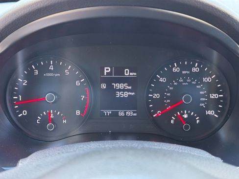Used 2022 Kia Rio LX FWD image 17