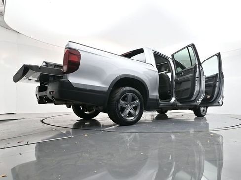 Used 2021 Honda Ridgeline RTL-E image 57