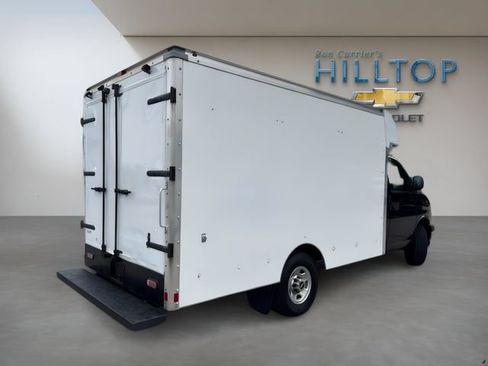 Used 2020 Chevrolet Express 3500 w/ Power Convenience Package RWD image 6