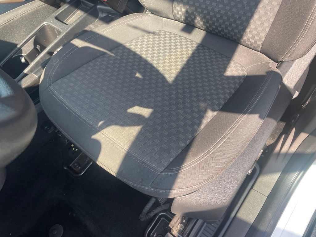 Used 2022 Ford Transit Connect XLT FWD image 25