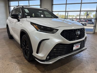 New 2026 Toyota Highlander XSE