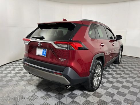 Used 2022 Toyota RAV4 Limited image 7
