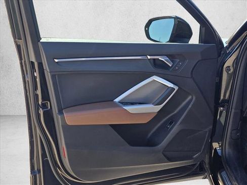 Used 2021 Audi Q3 2.0T Premium w/ Convenience Package image 11