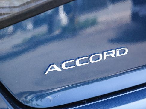 Used 2024 Honda Accord EX image 9