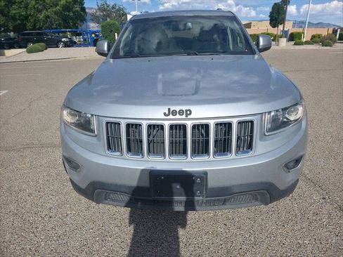 Used 2016 Jeep Grand Cherokee Laredo w/ Quick Order Package 23E RWD image 4