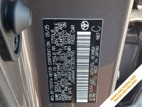 Used 2026 Toyota Crown XLE AWD/4WD image 25