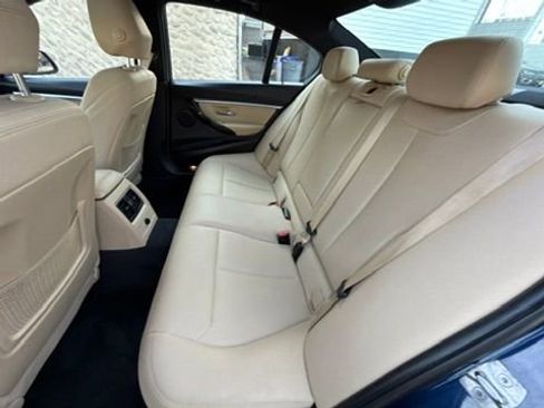 Used 2018 BMW 330i xDrive Sedan image 25