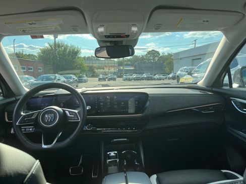 Used 2024 Buick Envision Sport Touring image 34