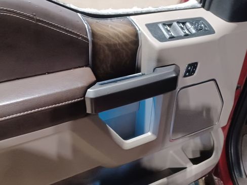 Used 2019 Ford F150 Limited w/ Trailer Tow Package image 5