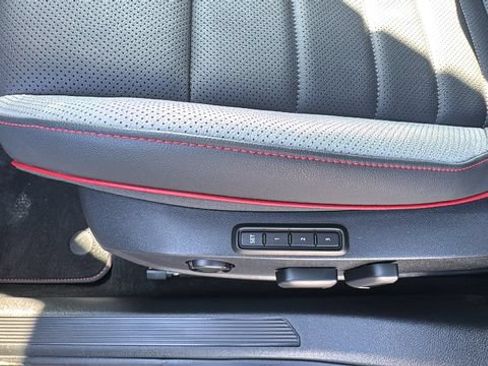Used 2024 Volkswagen GTI SE FWD image 20