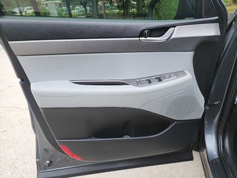 Used 2021 Hyundai Palisade SE image 13