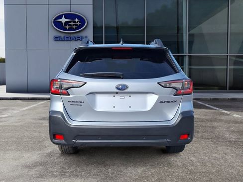 Used 2023 Subaru Outback Onyx Edition image 5