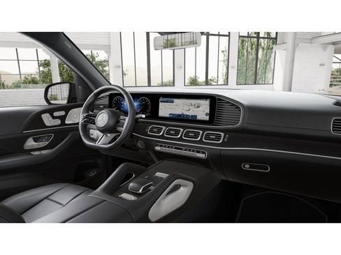 New 2026 Mercedes-Benz GLS 450 4MATIC image 11