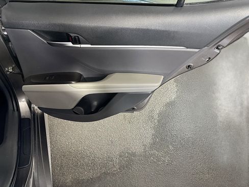 Used 2023 Toyota Camry LE image 27