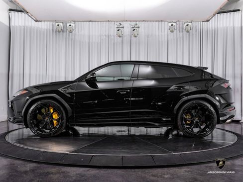 Used 2024 Lamborghini Urus Performante image 7