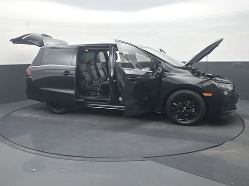 Certified 2023 Honda Odyssey Sport image 35
