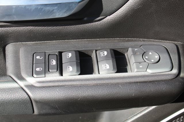 Used 2026 RAM 1500 Warlock AWD/4WD image 36