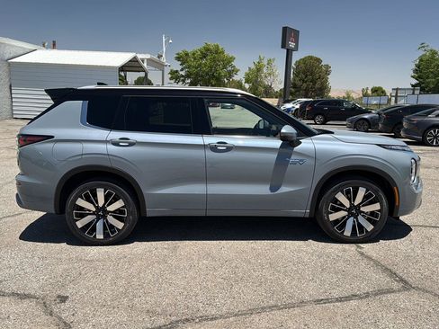 New 2026 Mitsubishi Outlander SEL AWD/4WD image 8