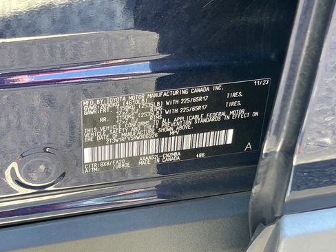 Used 2024 Toyota RAV4 XLE FWD image 11