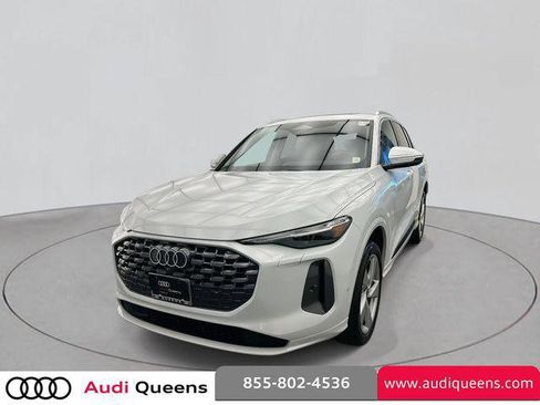Certified 2025 Audi Q5 Premium Plus w/ Premium Plus AWD/4WD image 3