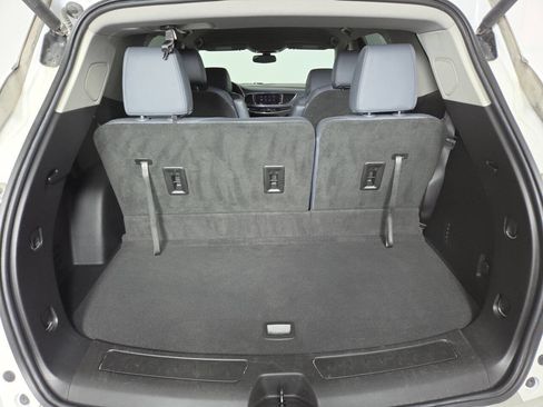 Used 2020 Buick Enclave Essence w/ Sound and Sites Package FWD image 31
