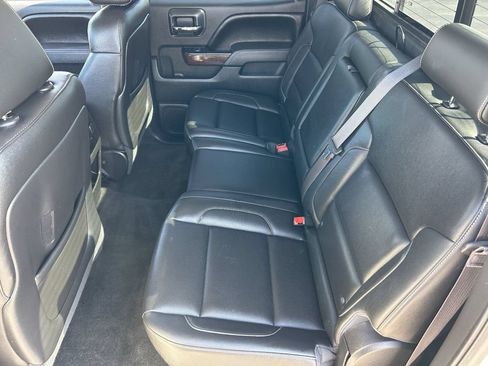 Used 2015 GMC Sierra 1500 SLT w/ SLT Crew Cab Value Package AWD/4WD image 17