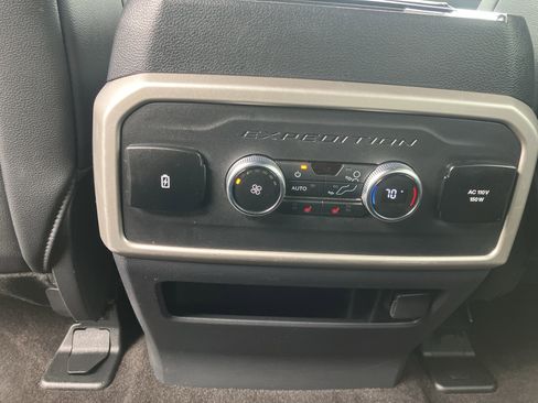 Used 2023 Ford Expedition Max Limited AWD/4WD image 19