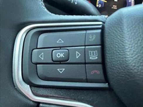 New 2024 Jeep Wagoneer 4WD w/ HD Trailer Tow Package image 24