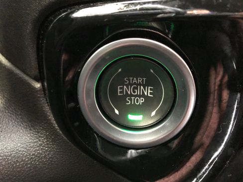 Used 2025 Chevrolet Silverado 1500 LT AWD/4WD image 26